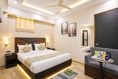 Teo Luxury Near Delhi Airport
