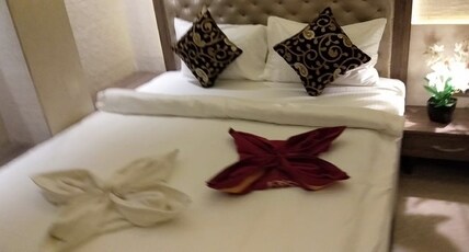 Nu Blue Moon Guest House Room Type - Deluxe Double Room