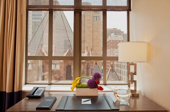 Kimpton HOTEL PALOMAR PHILADELPHIA, an IHG hotel Room Type - Premium Room