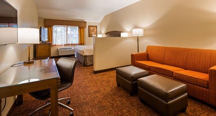 Best Western Plus Inn Of Williams Room Type - 1 King Bed, Non-Smoking, Sofabed, Two Televisions, Refrigerator, High Speed Internet Access, Full Br Best Western Plus Inn Of Williams Room Type - 1 King Bed, Non-Smoking, Sofabed, Two Televisions, Refrigerator, High Speed Internet Access, Full Br