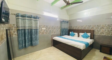 Shreeji Kashidham Room Type - Deluxe Room 