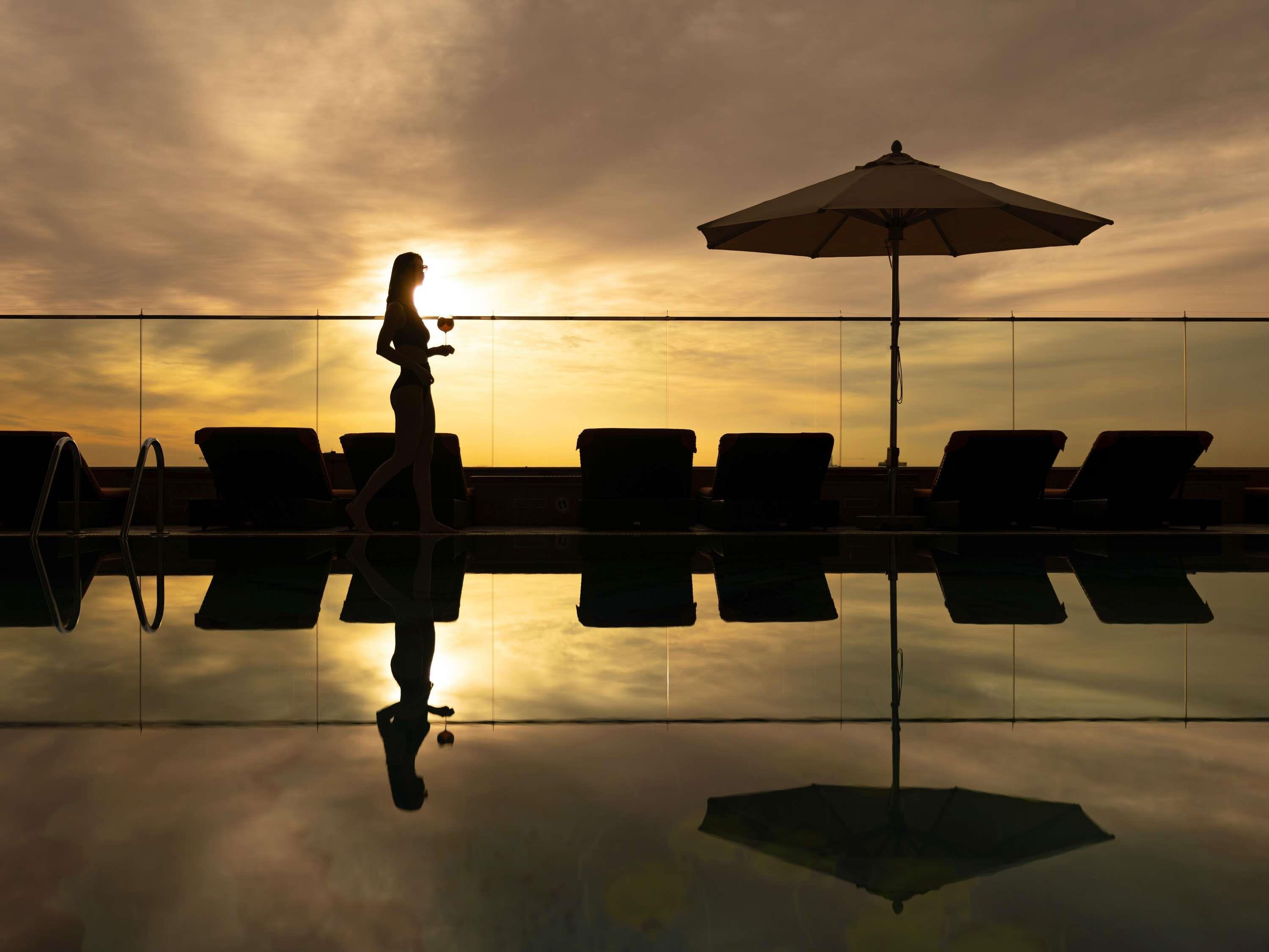 Fairmont Dubai - Tap to explore photos