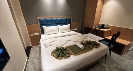 Hotel Kanchan International Room Type - Deluxe Room