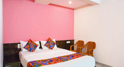 FabHotel Saanidhya Comforts - Tumkur Road Room Type - Deluxe Room