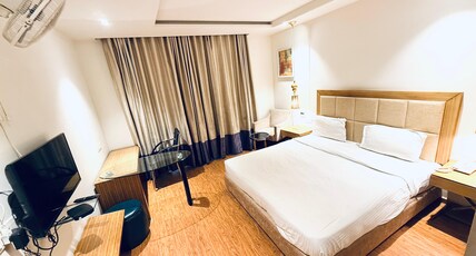 Hotel Amora Room Type - Executive Room