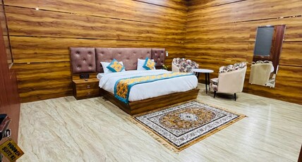 Hotel Parth Residency Room Type - Wooden Suite