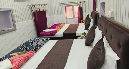 BL Paying Guest House Room Type - Family Room 