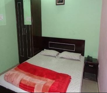 Karan Hotel