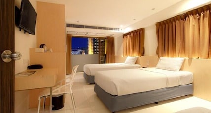 Ten Stars Hotel Room Type - Deluxe Twin Ten Stars Hotel Room Type - Deluxe Twin