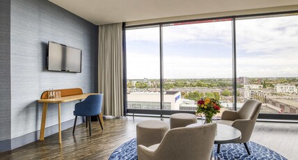 Mercure Hotel Amersfoort Centre Room Type - Deluxe Suite with double bed