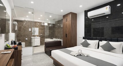 Click Hotel Gachibowli Hyderabad-HITEC City Room Type - Premium Room With Jacuzzi