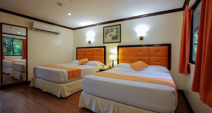 Paradise Garden Hotel and Convention Boracay Powered by ASTON Room Type - East Wing Deluxe