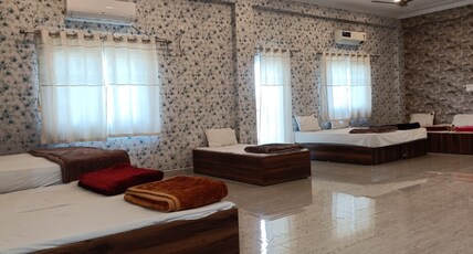 ANNAPURNA REGENCY Room Type - 10 BED FAMILY ROOM WITH DINING ( MAX ADULT -15)