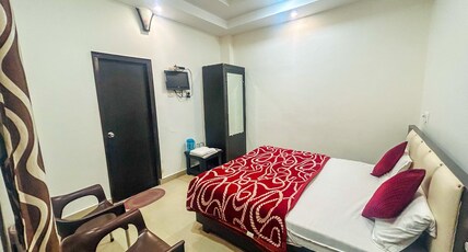 Madhuban Guest House Room Type - Standard Double Bed Non Ac Room