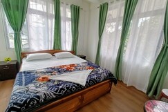 Khim Retreat ||Entire 2 BHK Apartment With Kitchen