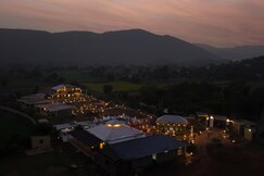 THE GRAND SARISKA BAAGH