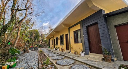 Dauladhar inn Room Type - River Stone