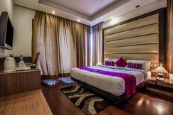 Indiyaah Inn DLF Phase 2 | CyberCity
