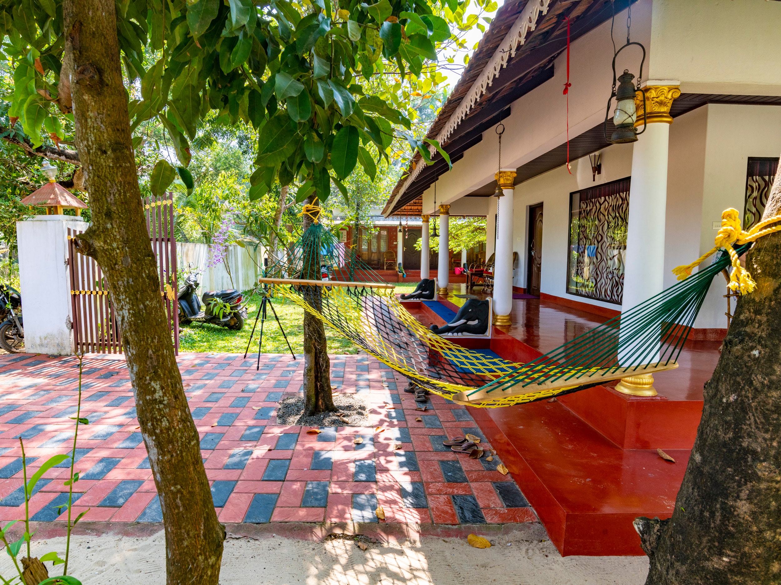 Marari Sea Scape Villa | 100 meters from Beach - Tap to explore photos