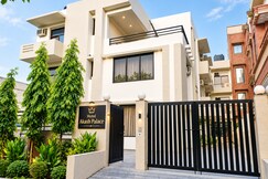 Address of Hotel Akash Palace