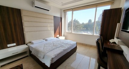 Hotel Aroma Room Type - Deluxe  Room