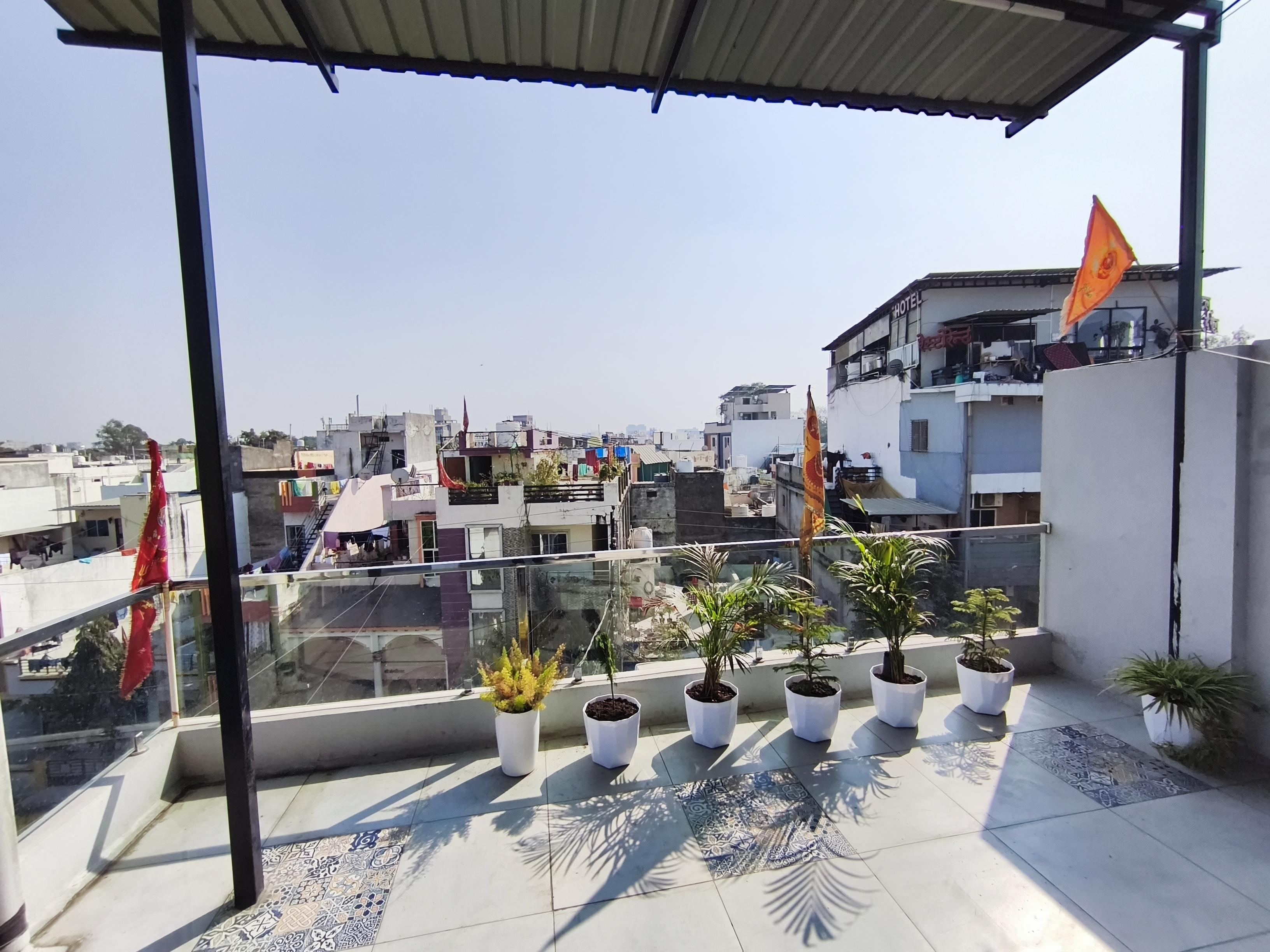 Guru Kripa Hotel - Tap to explore photos