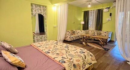 Endlesss Blue Hostel- Vagator Room Type - Studio Room (King Size Bed)
