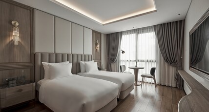 La Siesta Premium Sai Gon Room Type - Deluxe Twin