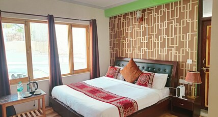 Hotel Munna Palace Room Type - Superior Double Room