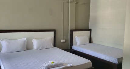 Kaziranga Resort Room Type - Deluxe Triple Bed