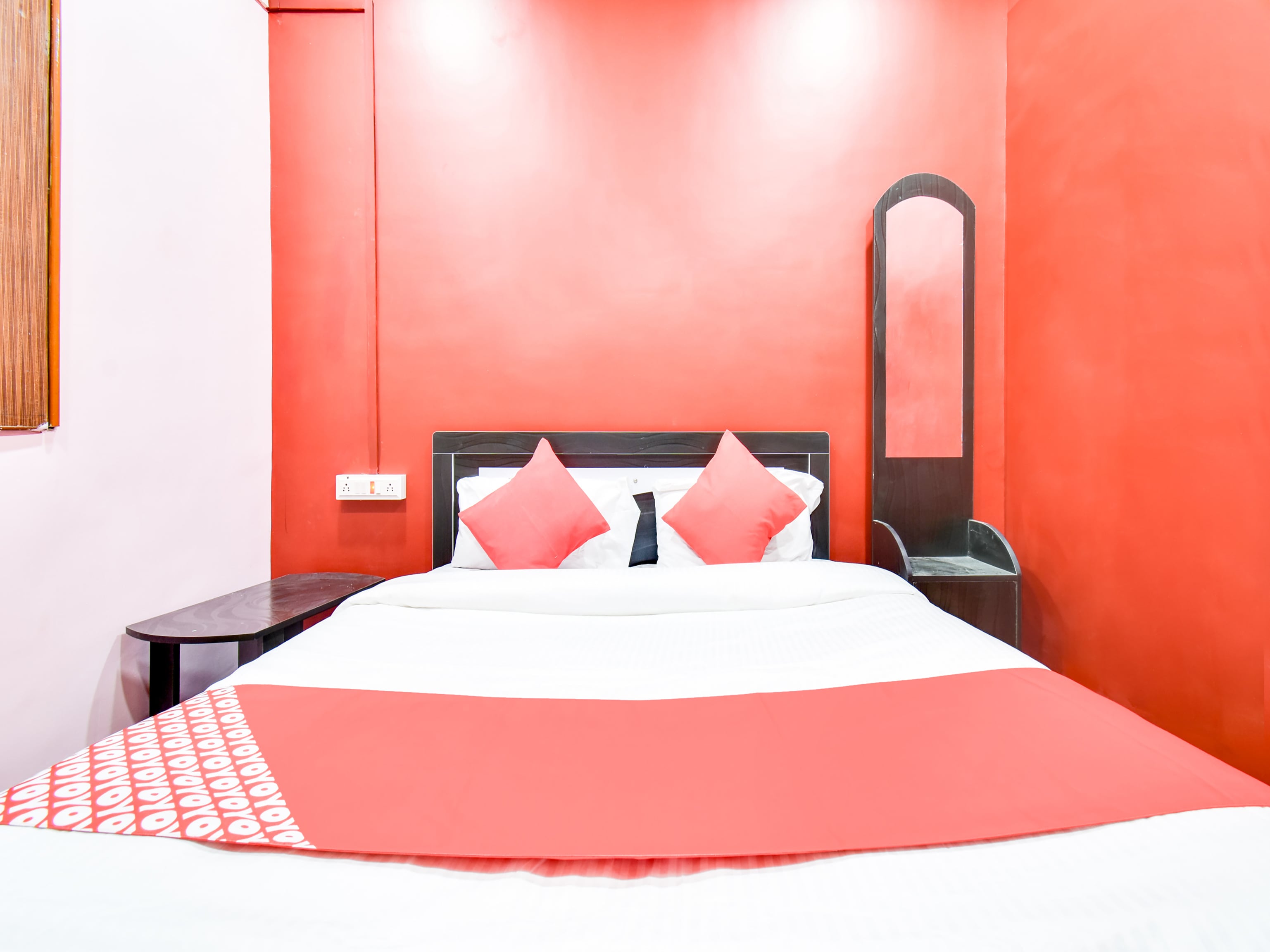 Hotel O Kohinoor hotel and lodging - Tap to explore photos