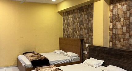 Hotel Aishwarya Garden Room Type - Super Deluxe Room