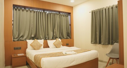 URBAN STAYS SERVICE APARTMENT Room Type - EXECUTIVE ROOM