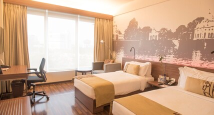 Vivanta Kolkata, EM Bypass Room Type - Deluxe Room city view twin bed