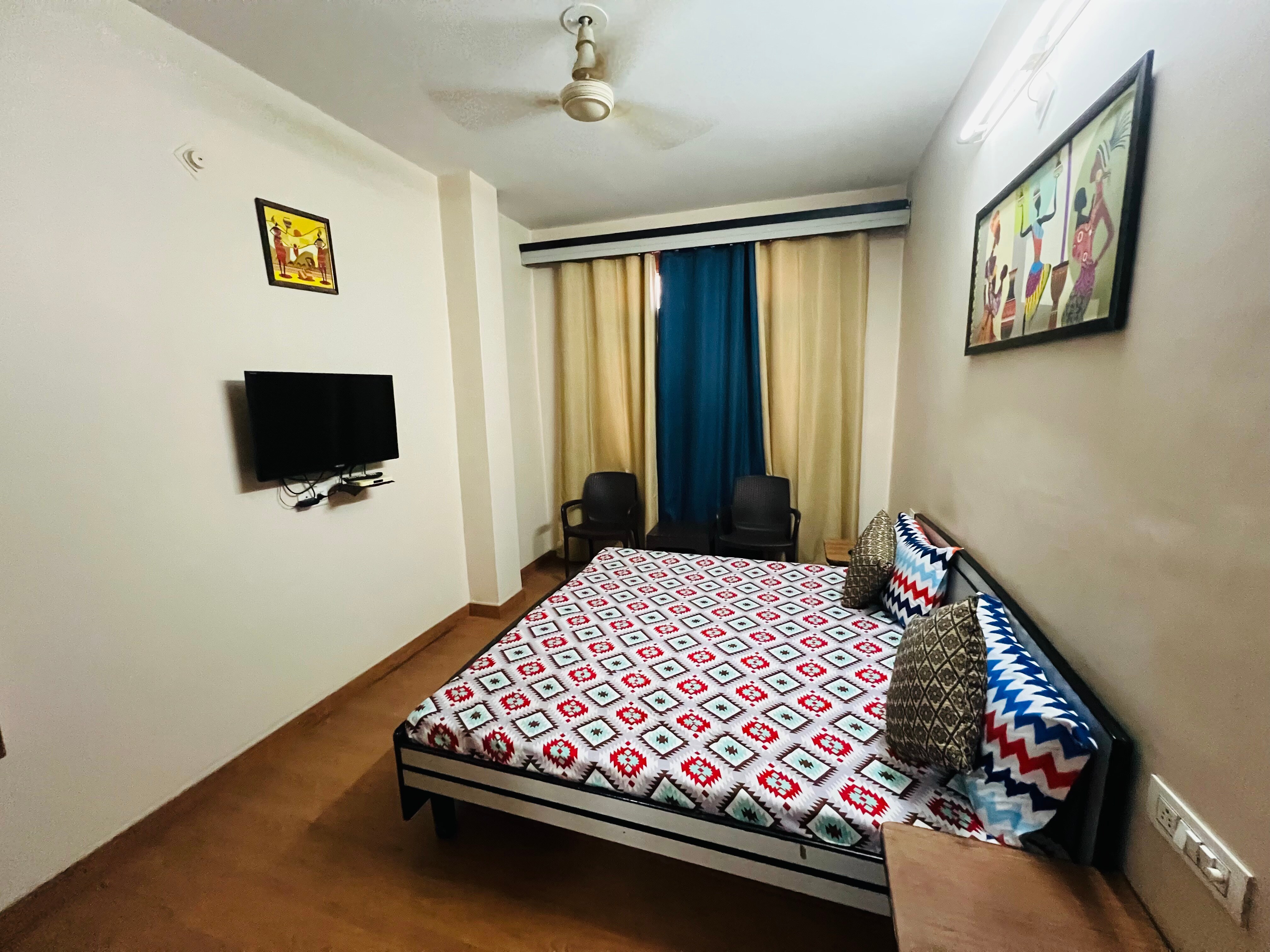 Hotel Shaan - Tap to explore photos