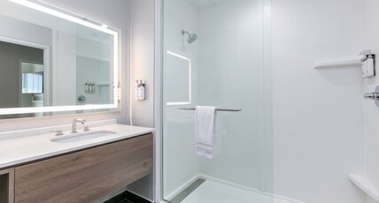 Staybridge Suites SAN ANTONIO  Room Type - 1 Bedroom Suite 2 Queen