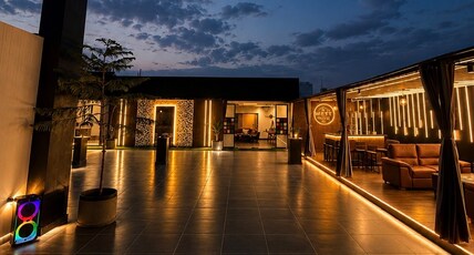 Hestia BnB Open Jacuzzi Terrace Cinema Bar Room Type - Hestia BnB Open Jacuzzi Terrace Cinema Bar
