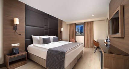 TRYP By Wyndham Istanbul Sisli Hotel Room Type - 1 King Bed, Family Room, Bunk Bed, Non-Smoking TRYP By Wyndham Istanbul Sisli Hotel Room Type - 1 King Bed, Family Room, Bunk Bed, Non-Smoking