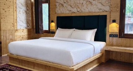 Aavi Dream Destinations Room Type - Queens Suite With Balcony Room