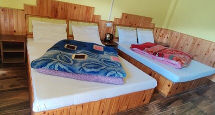 Paradise Holiday Resort Room Type - Quad Room with mountain view