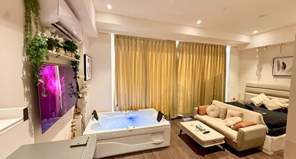 Sundowner Jacuzzi Hive 6 Studios Key Garden Patio Room Type - Sundowner Jacuzzi Hive 6 Studios Key Garden Patio