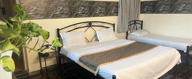 Hotel Sai's Village (101 meters from Saibaba Samadhi Temple)