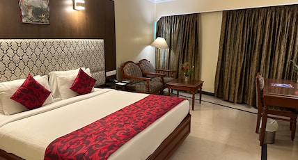 Hotel Annamalai International Room Type - Deluxe Room Hotel Annamalai International Room Type - Deluxe Room