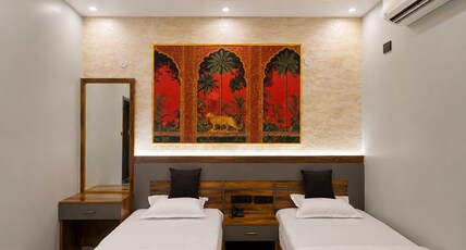 THE VINAY HOTEL & BANQUET Room Type - Delux twin