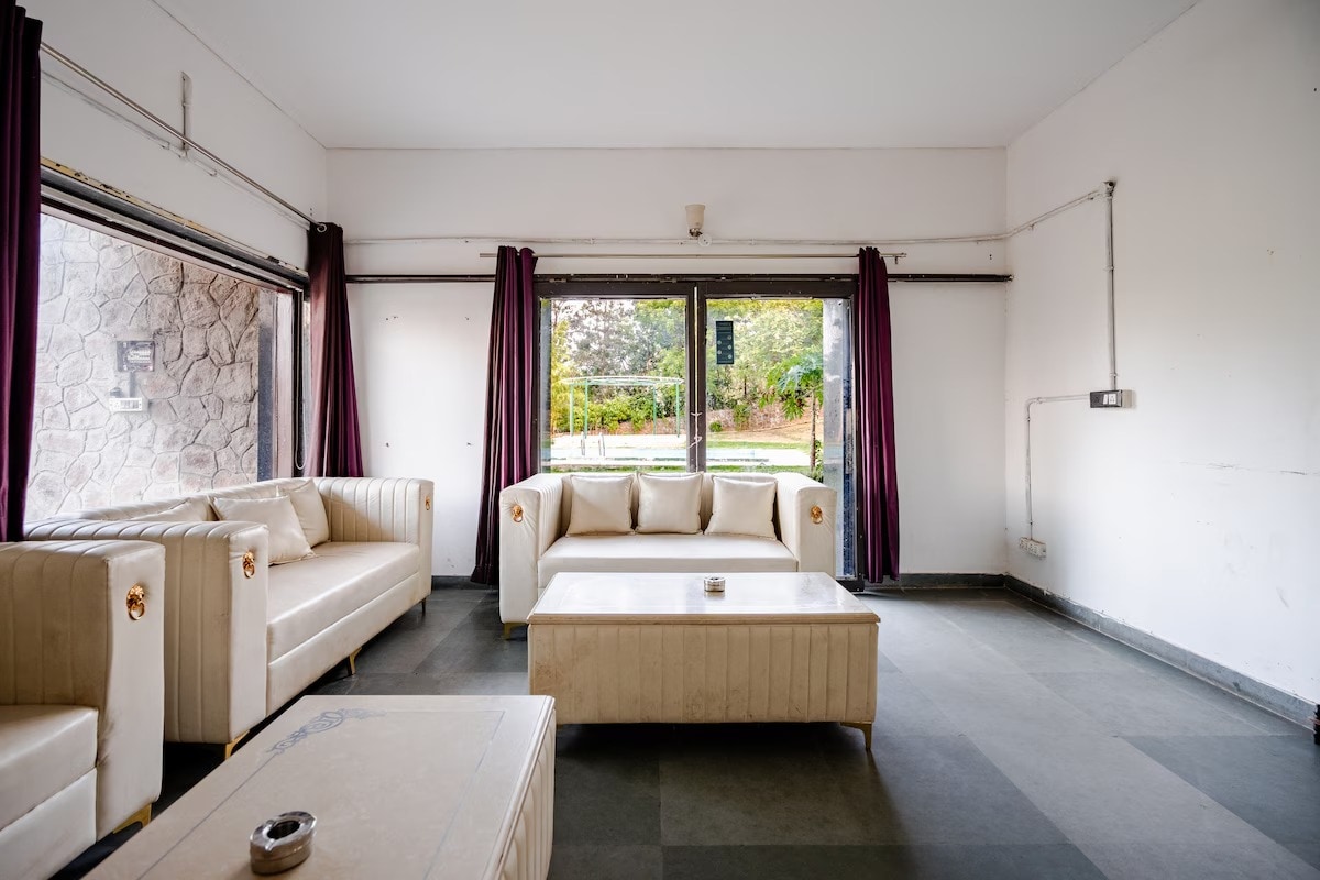 Royal Stay farmhouse Aravali - Tap to explore photos