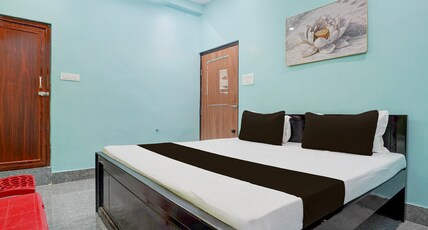 Hotel O Royal Guest House Room Type - Classic