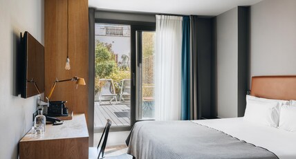 Uma House by Yurbban Trafalgar Room Type - Uma Double Terrace