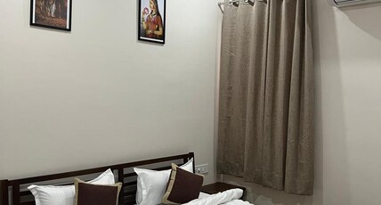 Bhavya Guest House Reengus |60 Mtrs from Reengus Railway Station Room Type - Studio Stay Near Khatu Shyam Ji Bhavya Guest House Reengus |60 Mtrs from Reengus Railway Station Room Type - Studio Stay Near Khatu Shyam Ji