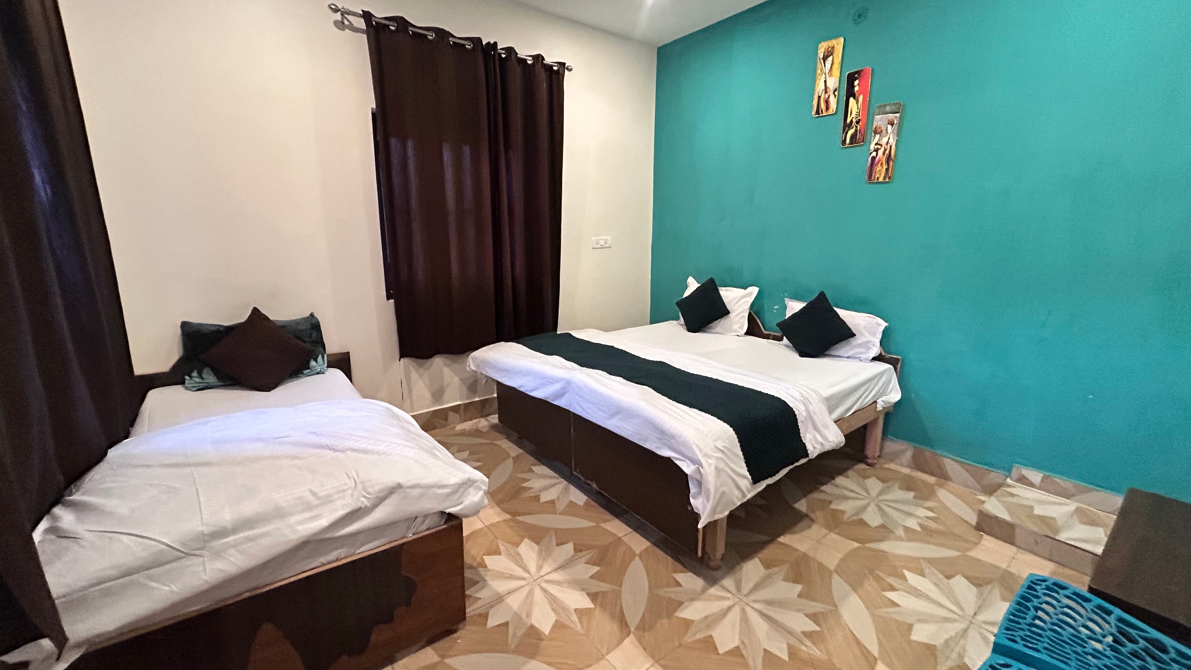 chopta fyuli home stay chopta mastura - Tap to explore photos