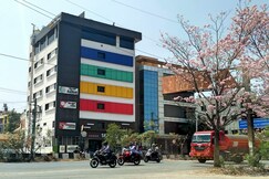 Grand Seasons - The Business Hotel